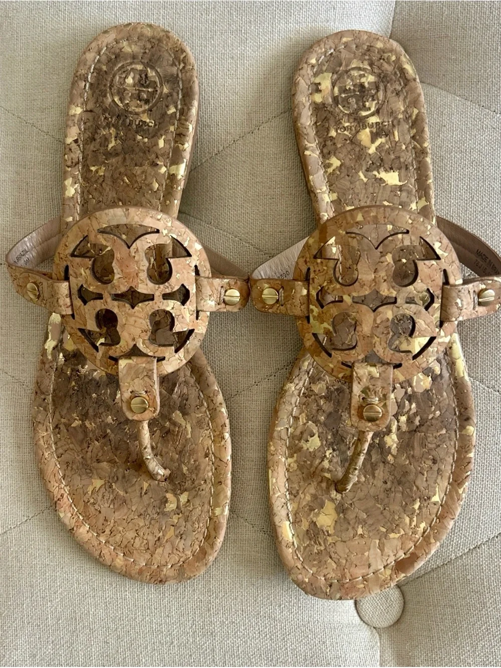 Tory Burch Cork Logo Thong Sandals in Natural Tan